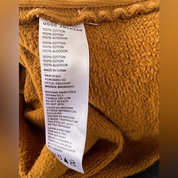 Good American Cropped and Cool Sweater - Picture 8 of 9